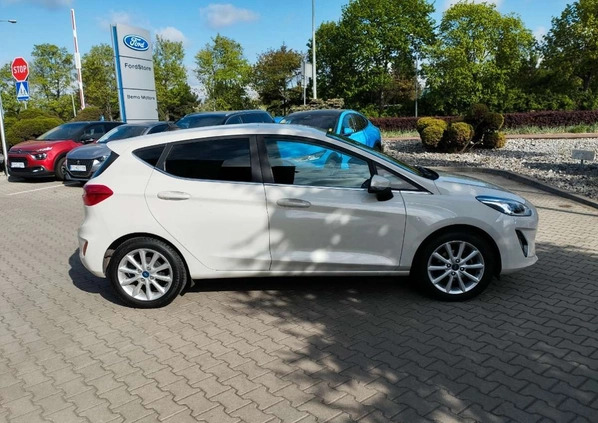 Ford Fiesta cena 57900 przebieg: 46558, rok produkcji 2020 z Poznań małe 352